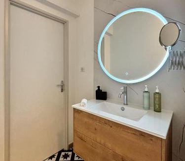 Nevers Apartamento | Le Oliva chez les M by Primo Conciergerie