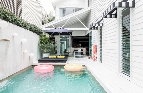 Gold Coast Casa | Le Palms - A Beach House, Pool
