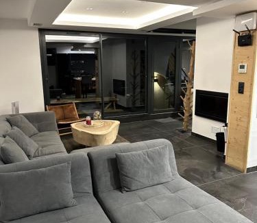La Salle-les-Alpes Chalet De Esquí | Le Paradis Blanc luxueux Chalet Spa Serre-Chevalier