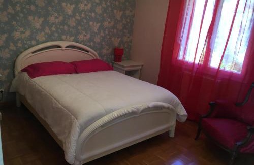 Saint-Cyr-sur-le-Rhone Cama Y Desayuno | Le paradis de la Provence