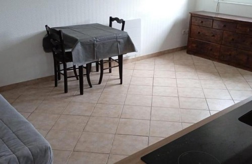 Paroy-sur-Tholon Apartamento | Le passage