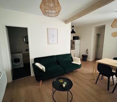 Centre Ville Apartamento | Le patio : Appartement chic 3 chambres au cœur de Pau
