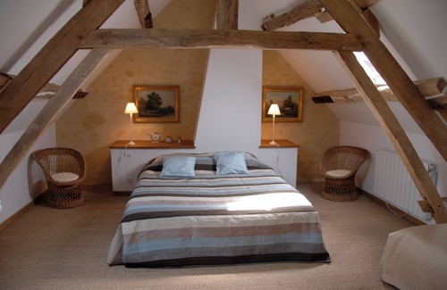Saint-Aubin-des-Grois Cama Y Desayuno | Le Pautonier. Guest house in Perche