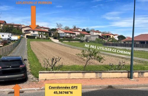 Lezigneux Casa | Le Perron