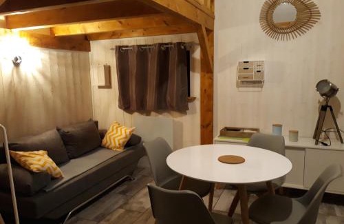 Jouhe Casa | Le petit chalet jurassien