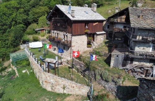 Fontainemore Casa | Le Petit Coeur