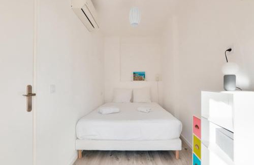 California - Pezou Apartamento | Le Petit Fleury – Balcony, Calm in Cannes