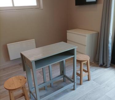 La Riviere-Saint-Sauveur Apartamento | Le petit chez-vous