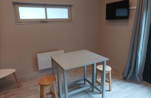La Riviere-Saint-Sauveur Apartamento | Le petit chez-vous