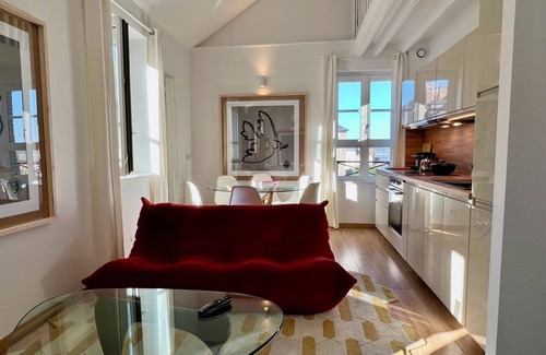 Honfleur Apartamento | Le Petit Loft du 10Honfleur, bright with nice view, dog allowed
