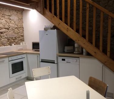Saint-Malo-du-Bois Casa | LE PETIT MONTY Gite Côté Jardin