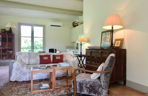 Chateaurenard Apartamento | Le petit oiseau - ¡Para unas vacaciones románticas en la Provenza!