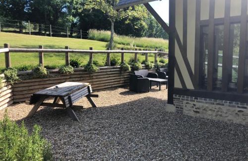 Bonneville-la-Louvet Casa | Le petit Orchard