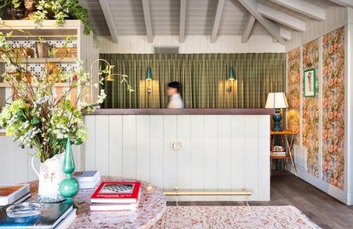 Brentwood Hotel | Le Petit Pali Brentwood