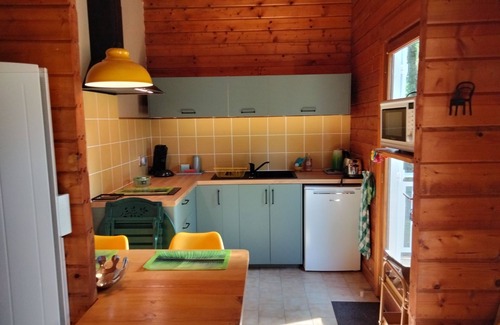 Saint-Paul-les-Dax Chalet De Esquí | Le Petit Refuge: Cocon Douillet Pour 2, au Calme Dans la Forêt Piscine Partagée