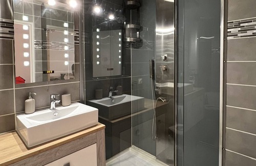 Cote Pavee Apartamento | Le Petit Sauveur:studio&parking