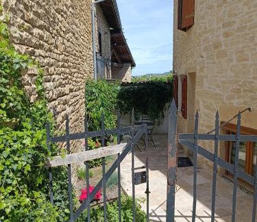 Saint-Alban-de-Roche Casa | Le Petit Secret d'Alban