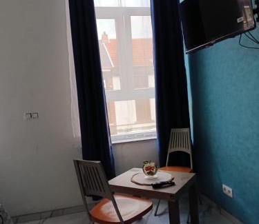 Gosselies Casa | Le petit Tagidor - 5 suites - 2 kitchens - 5 bathrooms