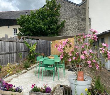 Doue-la-Fontaine Casa | Le petite maison de la Motte