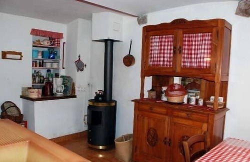 Saint-Julien-du-Gua Casa | Le Pigeonnier : Maison de Famille de Charme Dans le Parc Naturel