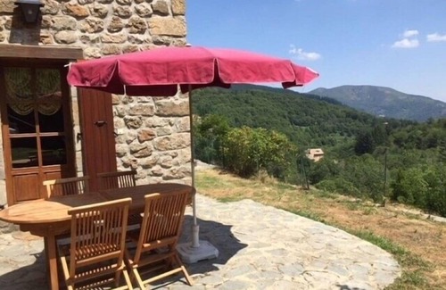 Saint-Julien-du-Gua Casa | Le Pigeonnier : Maison de Famille de Charme Dans le Parc Naturel