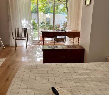 Saint-Jean-de-Vedas Apartamento | Le Pistachier - Maison cozy avec jardin privatif
