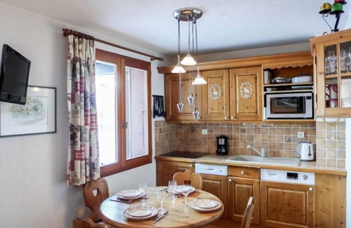 Le Tour Apartamento | Le Plan des Reines by Interhome
