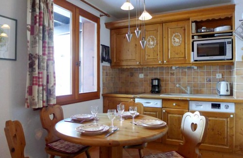 Le Tour Apartamento | Le Plan des Reines by Interhome
