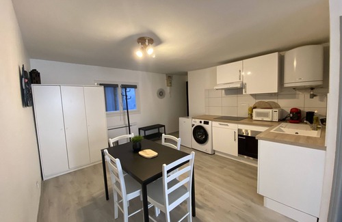 Poincare - Foch - Anatole France - Croix de Bourgogne Apartamento | LE POINCARE APARTMENT 1min from the train station