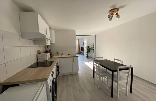 Poincare - Foch - Anatole France - Croix de Bourgogne Apartamento | LE POINCARE APARTMENT 1min from the train station
