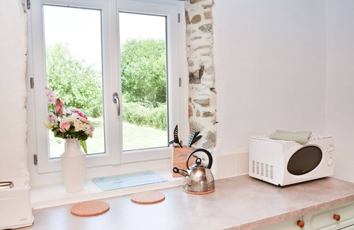 Madre Cabaña | Le Pommier 3 bedroom gite (1 of 3) with pool near Bagnoles de l'Orne