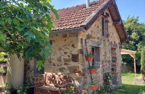 Coussac-Bonneval Casa | Le Potagîte, Gîte dans un jardin potager Limousin