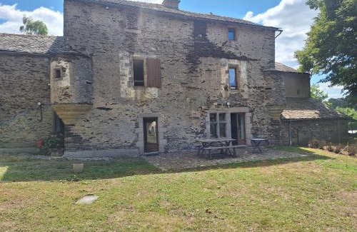 Comps-la-Grand-Ville Cama Y Desayuno | Le Prieuré de Saint Sauveur