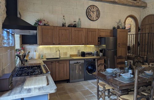Saint-Aulais-la-Chapelle Casa | Le Ptit Manoir des Miroirs, charming 4-star gîte, private heated pool