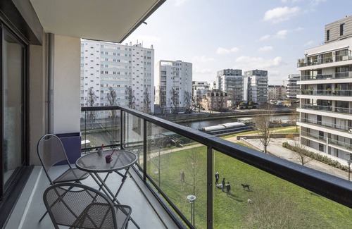 Bourg-l'Eveque Apartamento | Le Reflet Citytrip au bord de l'eau