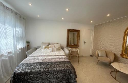 Krutenau Apartamento | Le Reflet de Senin