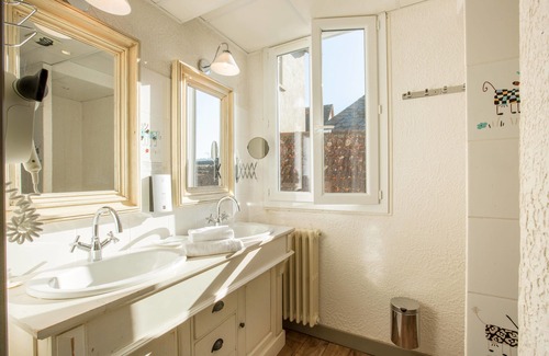 Beaulieu-sur-Dordogne Hotel | Le Relais De Vellinus