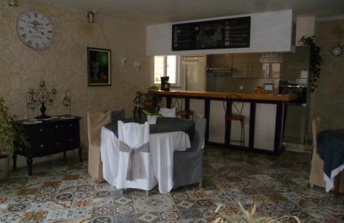 Montigny-le-Gannelon Casa | Le Relais de Montigny