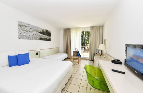L'Ermitage-les-Bains Hotel | Le Relais de LHermitage