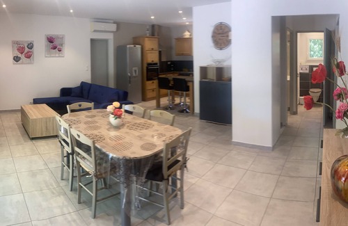 L'Isle-sur-la-Sorgue Casa | Le Ribbou