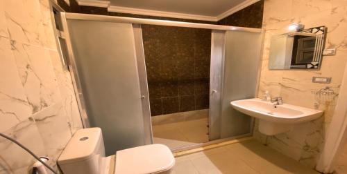 Al Rehab Apartamento | Le Royal Residence 8
