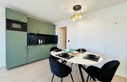 Trouville-sur-Mer Apartamento | Le Ru'Beach - T2 avec piscine , proche de la plage