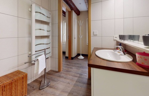 Old Town Apartamento | le rubis 1 free parking city center up to 2