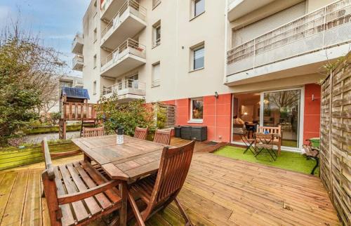 Villejean Apartamento | Le Saint Cyr - bel appartement, parking & terrasse
