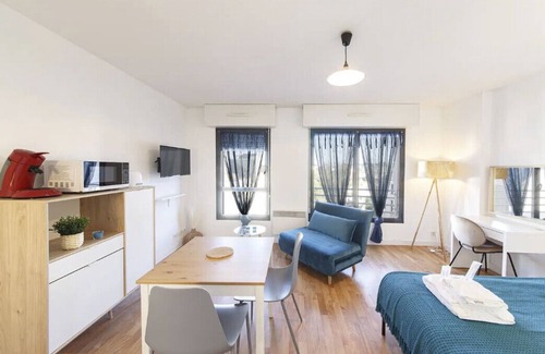 Laval Apartamento | Studio en résidence proche gare de Laval
