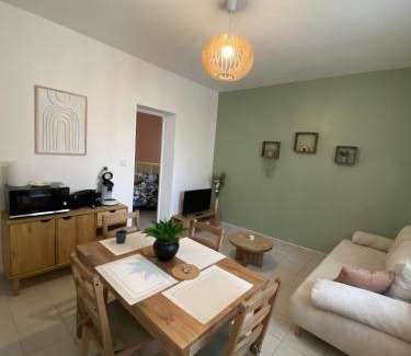 La Suze-sur-Sarthe Apartamento | Le Scandinave Gare Riviere 4p Reve au Mans