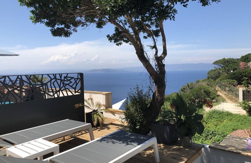 Ile du Levant Apartamento | Le Silène Apartment T2 - 28m2 Sea view Terrace 25 m2 Air conditioned