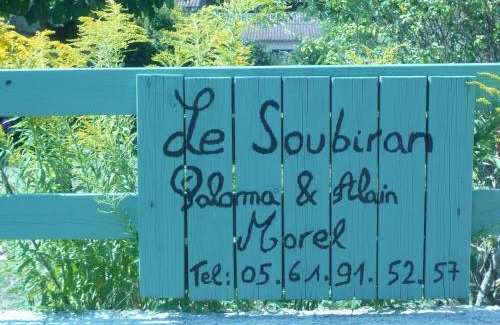 Berat Cama Y Desayuno | Le Soubiran