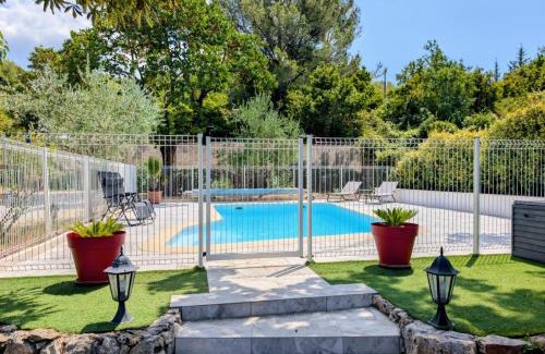 Roquevaire Casa | Le Studio - cosy & fonctionnel, clim & piscine