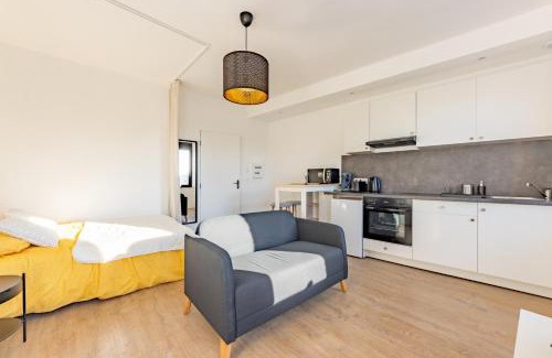 Castelsarrasin Apartamento | Le studio Sicre proche commdités parking facile